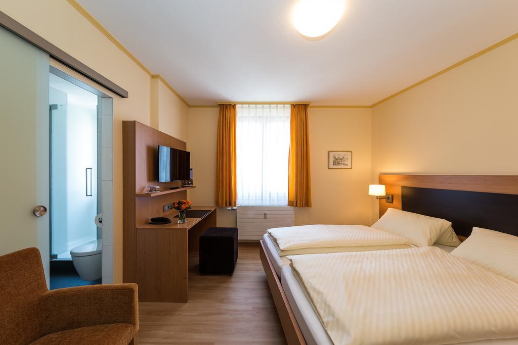 Hotel Hirschen Konstancja Zewnętrze zdjęcie