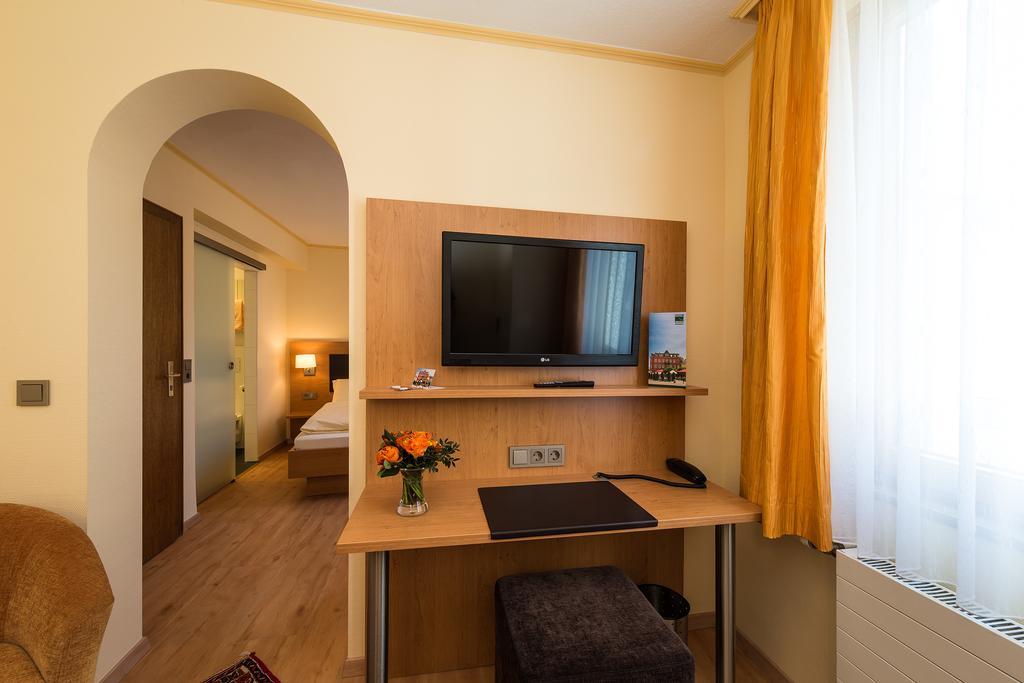 Hotel Hirschen Konstancja Zewnętrze zdjęcie